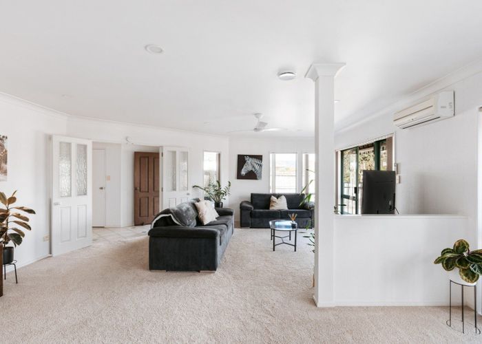  at 160 Pacific View Road, Papamoa, Tauranga, Bay Of Plenty