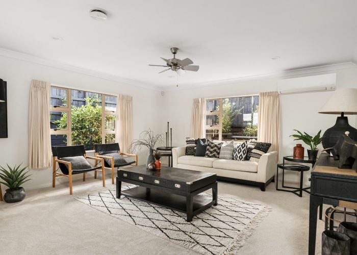  at 33 Ranfurly Terrace, Pyes Pa, Tauranga