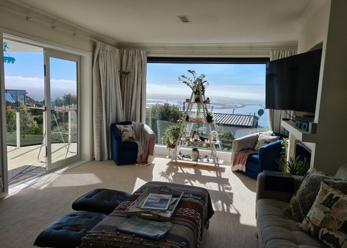  at 2/173 Soleares Avenue, Mount Pleasant, Christchurch
