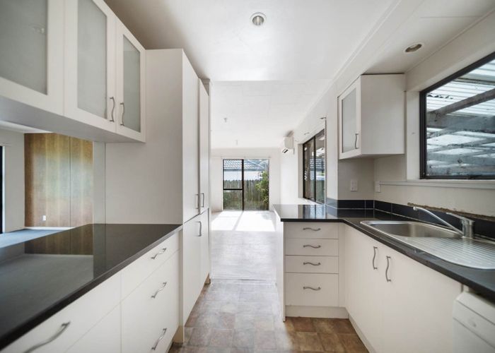  at 19 Manuroa Road, Takanini, Papakura, Auckland