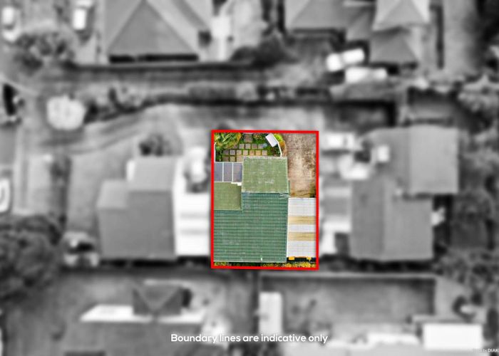  at 2/11 Thornton Road, Milford, Auckland