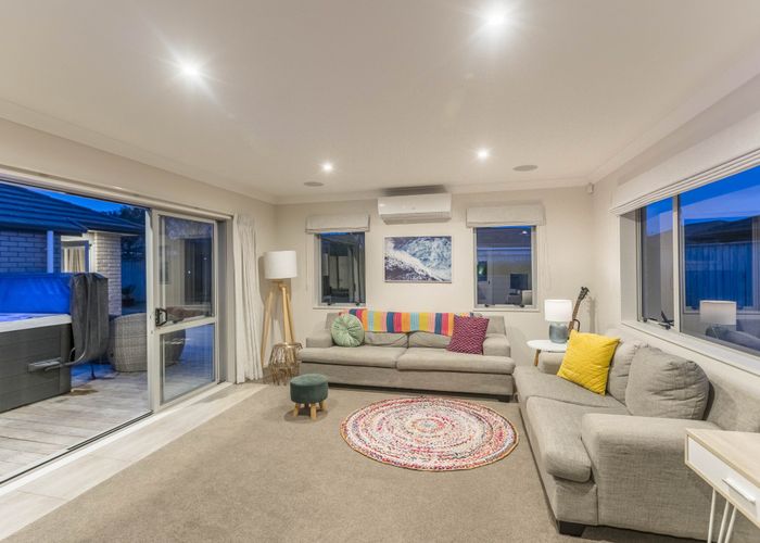  at 52 Kotuku Drive, Paraparaumu Beach, Paraparaumu
