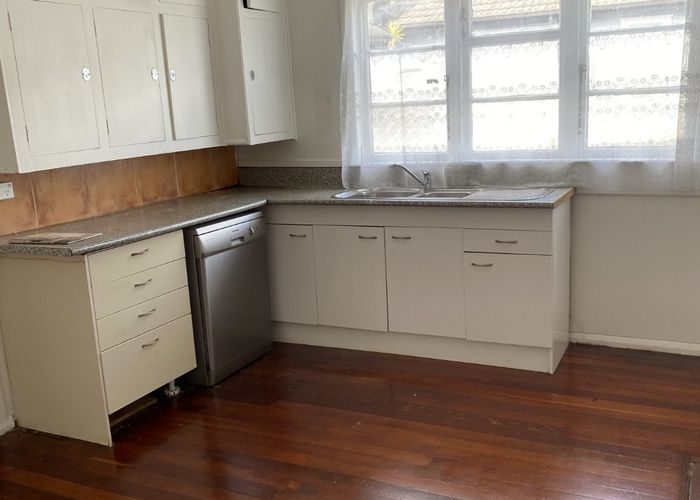  at 20 Grey Street, Hamilton East, Hamilton