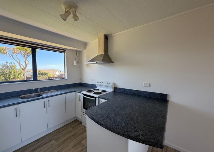  at 6 Doncaster Terrace, Ascot Park, Porirua, Wellington