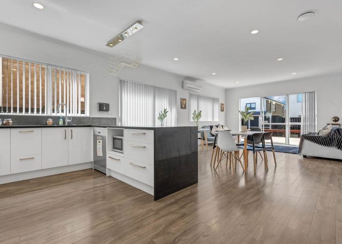  at 3 Cloghfin Place, Flat Bush, Auckland