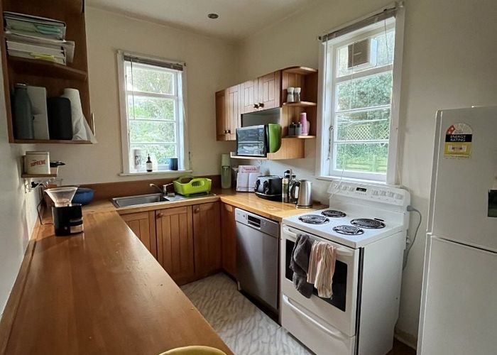  at 18 Akatea St, Berhampore, Wellington, Wellington