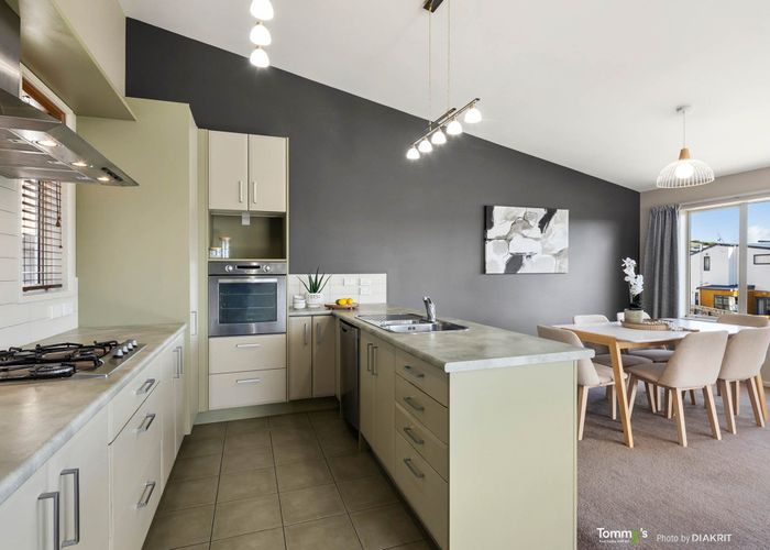  at 80C Stewart Drive, Newlands, Wellington, Wellington
