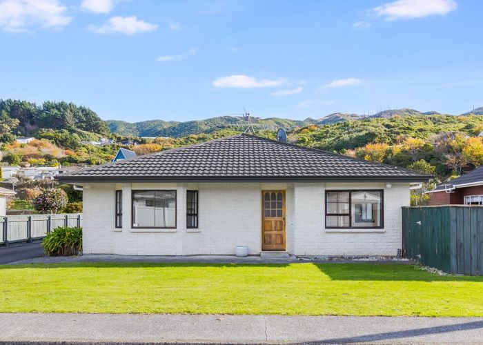  at 39A Findlay Street, Tawa, Wellington