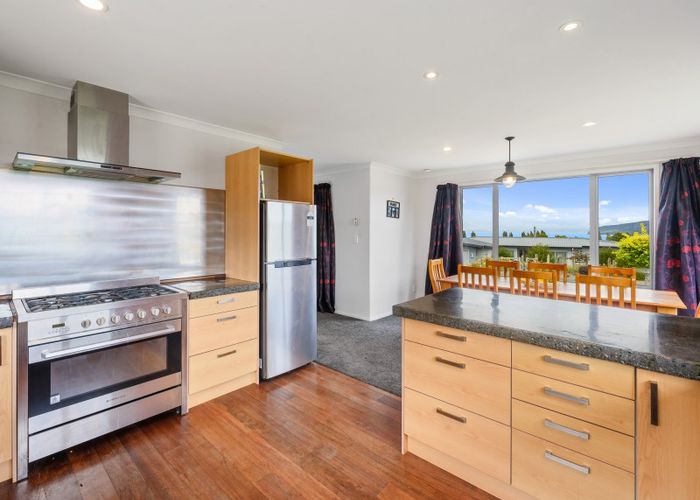  at 4 Kestrel Lane, Kinloch, Taupō