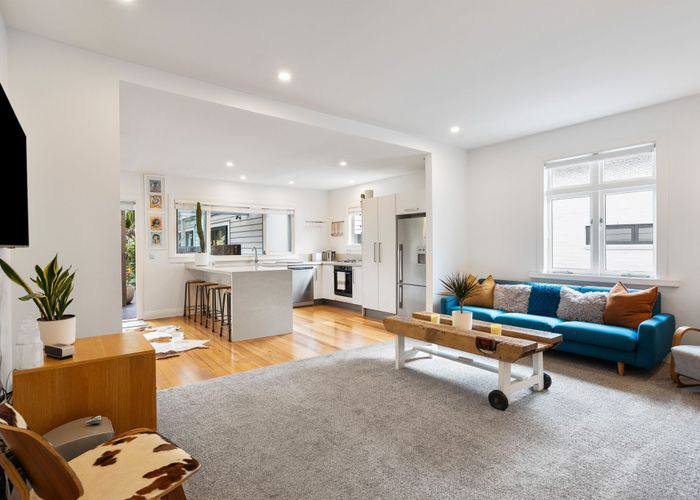  at 30 Buxton Street, Point Chevalier, Auckland City, Auckland