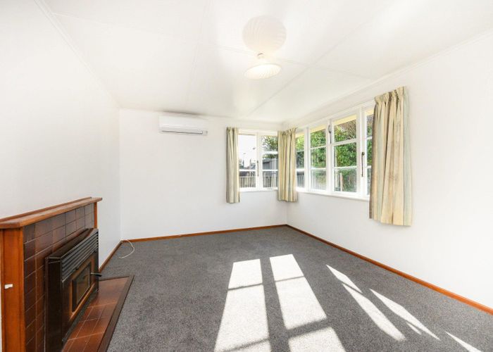  at 3 Forth Terrace, Roslyn, Palmerston North, Manawatu / Whanganui