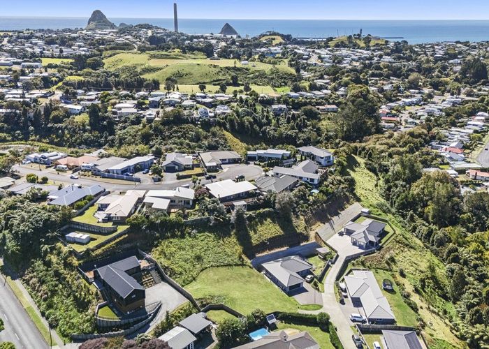  at 5 Mangaotuku Lane, Whalers Gate, New Plymouth, Taranaki