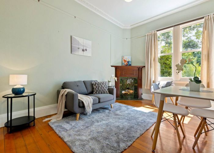  at 4/9 Parliament Street, Auckland Central, Auckland