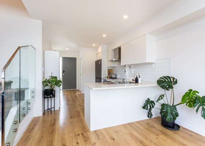  at 1B Kororo Street, Northcote, North Shore City, Auckland