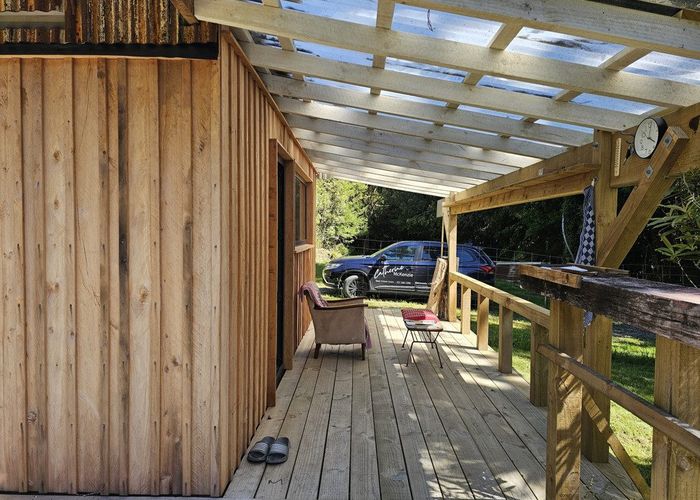  at 215 Clifton Road, Greymouth, Grey, West Coast