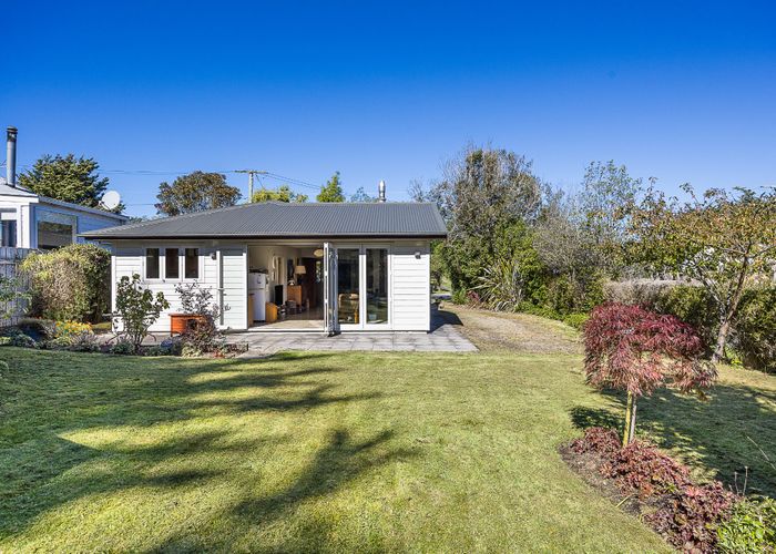  at 31 Bay Road, Warrington, Dunedin, Otago