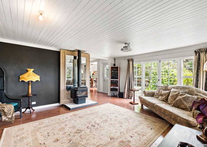  at 11A Greenhithe Road, Greenhithe, Auckland