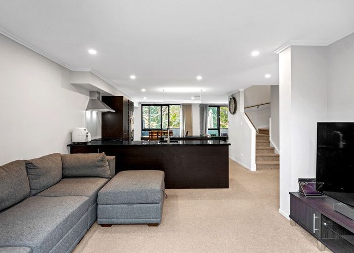  at 58/182 Flat Bush School Road, Flat Bush, Auckland