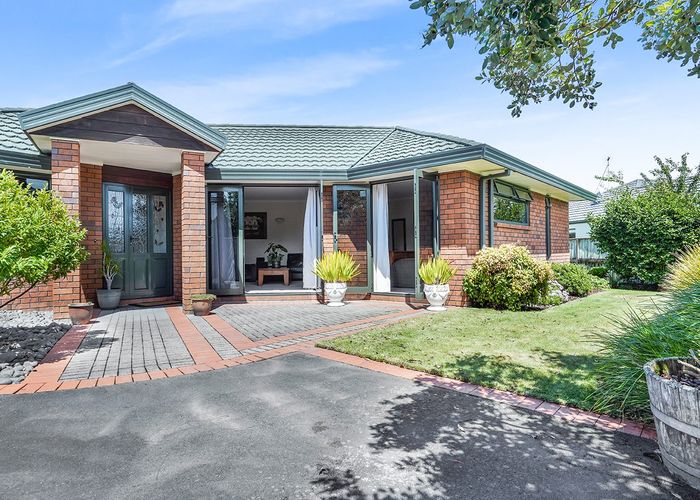  at 9 Caversham Drive, Rototuna, Hamilton, Waikato