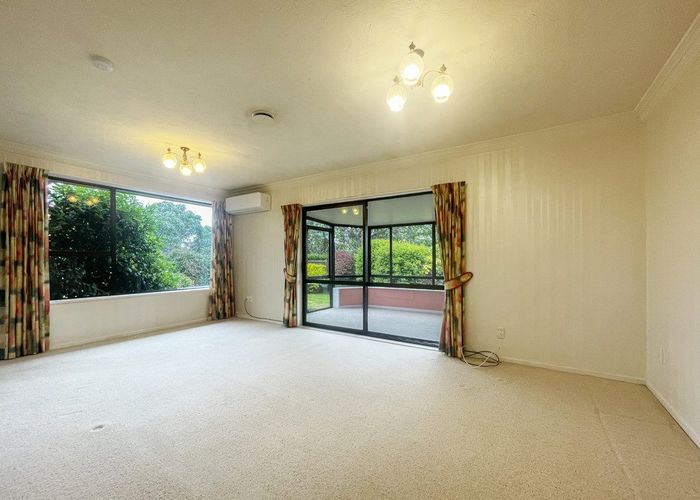  at 9 Lowry Avenue, Redwood, Christchurch City, Canterbury