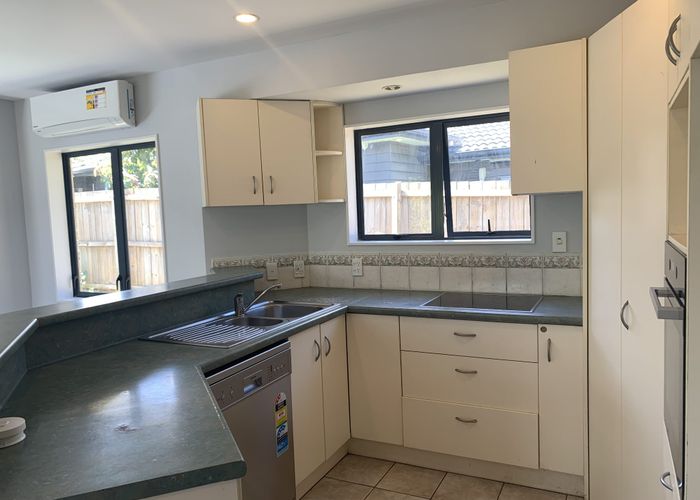  at 15A PICTON STREET, Papatoetoe, Manukau City, Auckland