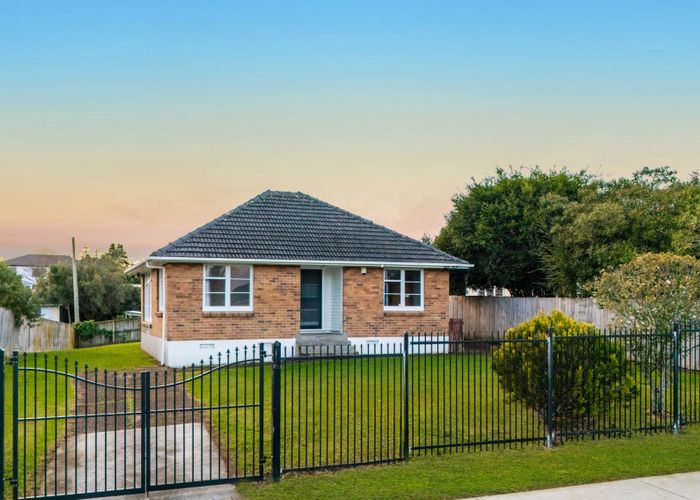  at 80 Mcannalley Street, Manurewa East, Manukau City, Auckland
