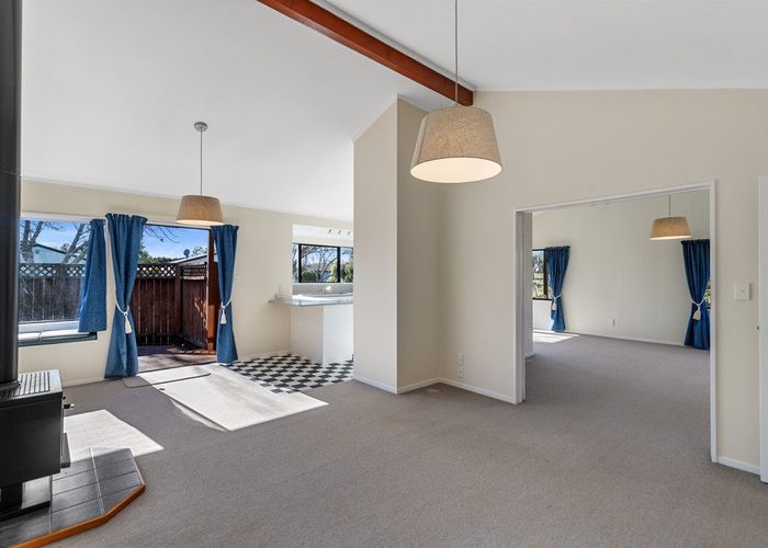  at 2 Judena Place, Pukete, Hamilton
