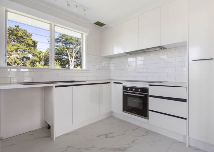  at 10 Knox Road, Manurewa, Manukau City, Auckland