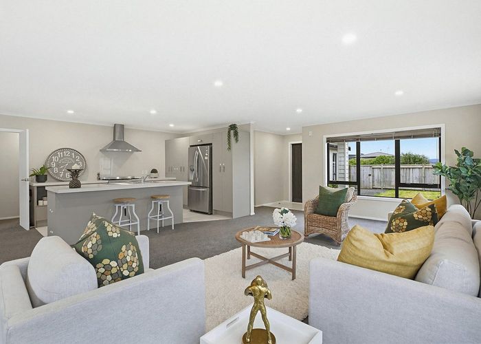  at 3 Nelson Avenue, Aotea, Porirua, Wellington