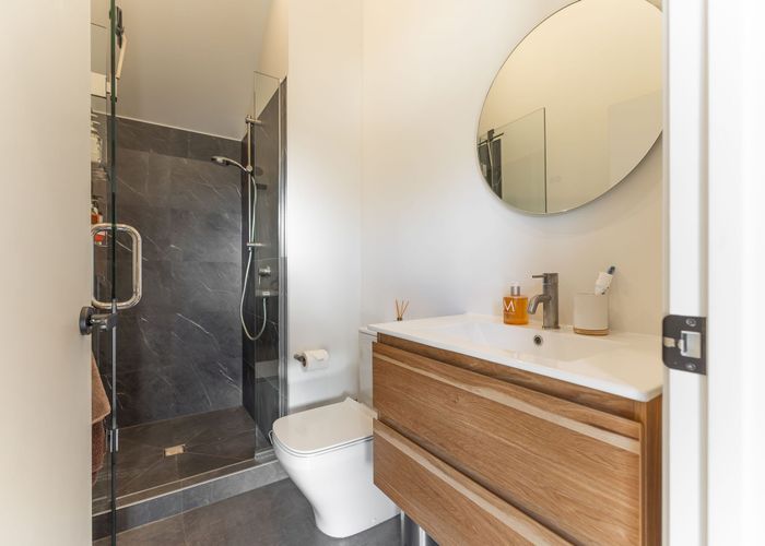  at 5 Casterway Crescent, Jacks Point, Queenstown-Lakes, Otago