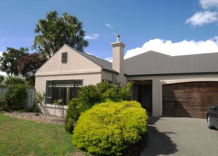  at 8 Santa Teresa Court, Paraparaumu Beach, Paraparaumu