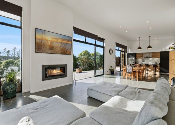  at 30 Carnell Place, Kaiwaka