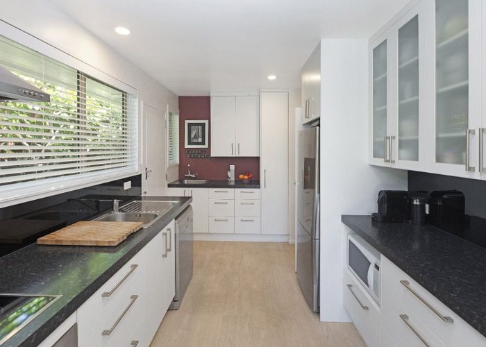  at 2/22 Strowan Road, Strowan, Christchurch City, Canterbury