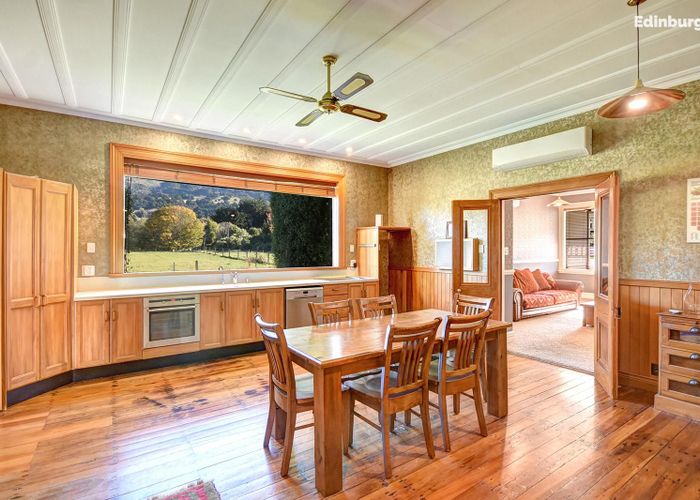  at 205 Woodside Road, Woodside, Outram