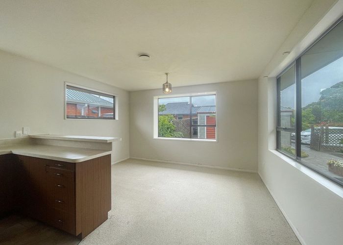  at 9 Lowry Avenue, Redwood, Christchurch City, Canterbury