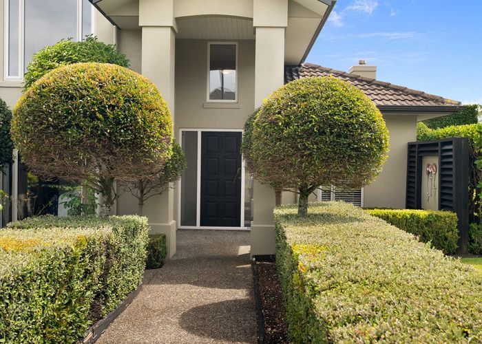  at 1 Red Oak Place, Schnapper Rock, North Shore City, Auckland