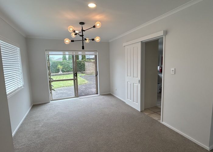  at 33 Newinn Crescent, Dannemora, Manukau City, Auckland