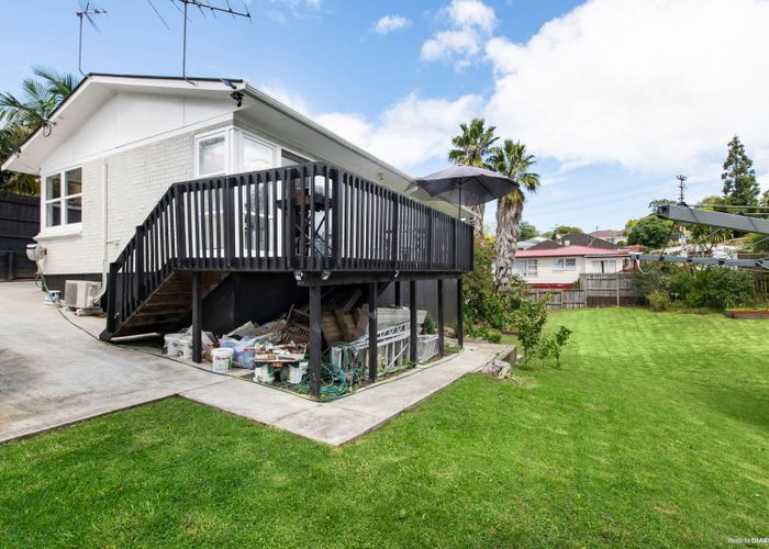  at 12 Copley Street, New Lynn, Auckland