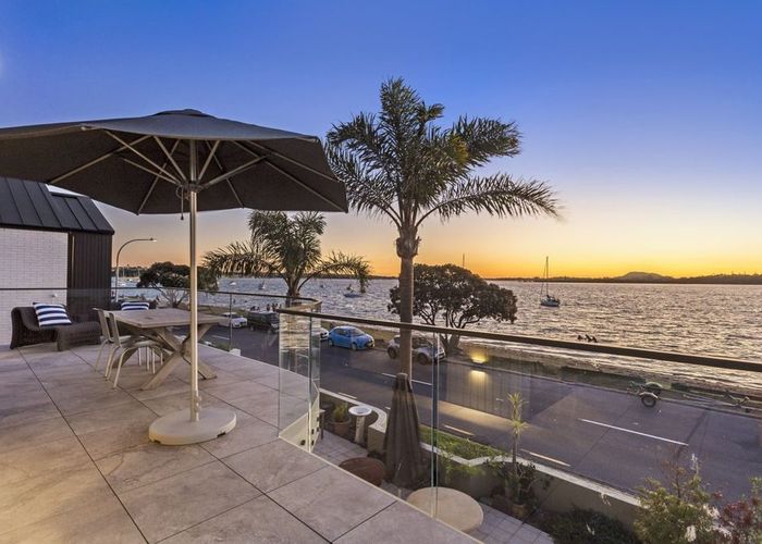  at 14 The Parade, Bucklands Beach, Manukau City, Auckland