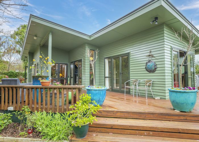  at 266 Te Moana Road, Waikanae