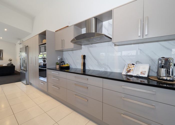  at 10 Torbay Avenue, Huntingdon, Ashburton