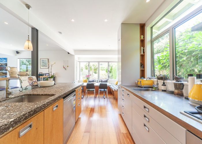  at 21 Nevay Road, Miramar, Wellington, Wellington