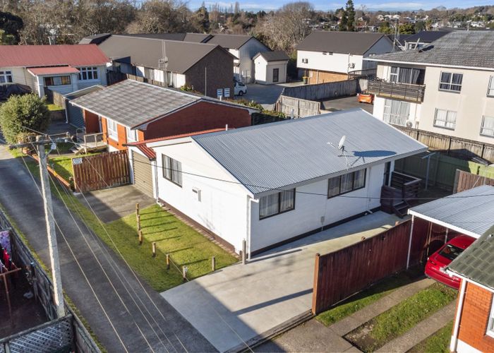  at 22B Charlemont Street, Whitiora, Hamilton, Waikato