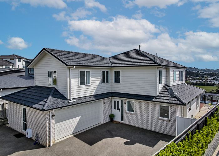  at 158 Navigation Drive, Whitby, Porirua