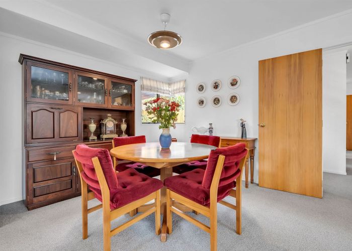  at 2/8 Simmental Crescent, Somerville, Manukau