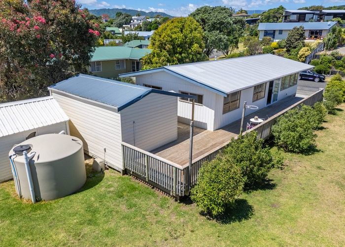  at 18 Hicks Crescent, Waikanae Beach, Waikanae