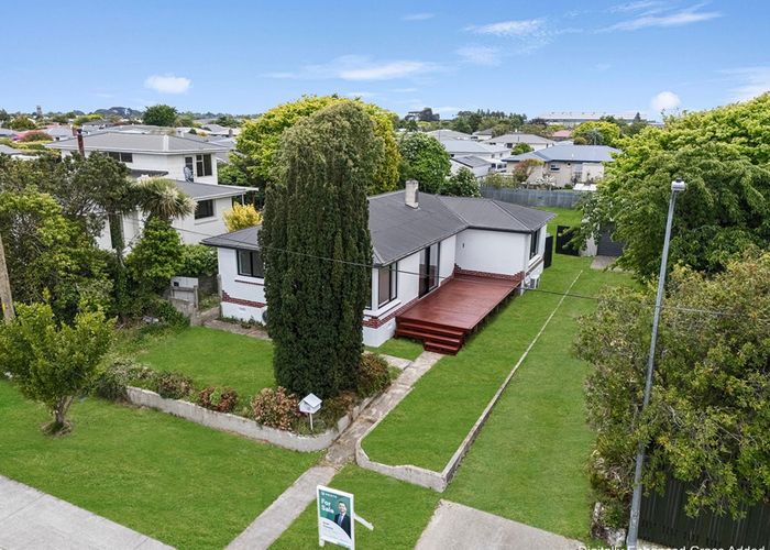  at 42 West street, Hawthorndale, Invercargill, Southland