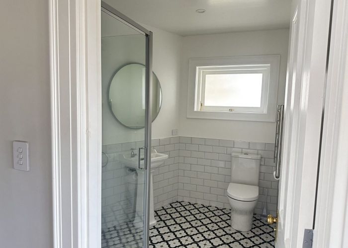  at 40 Ridge Road, Howick, Auckland