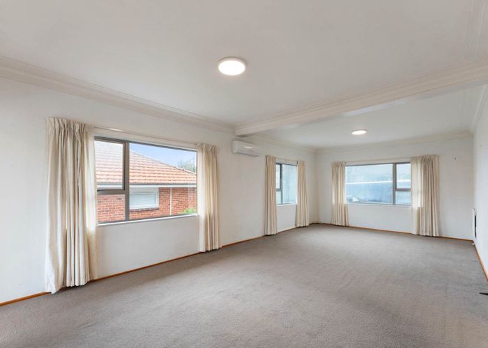  at 21 Williamson Avenue, Belmont, North Shore City, Auckland