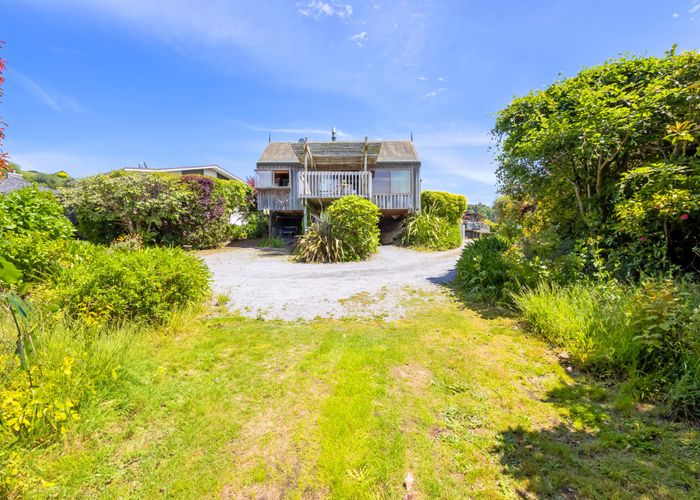  at 10 Dorothy Drive, Acacia Bay, Taupo